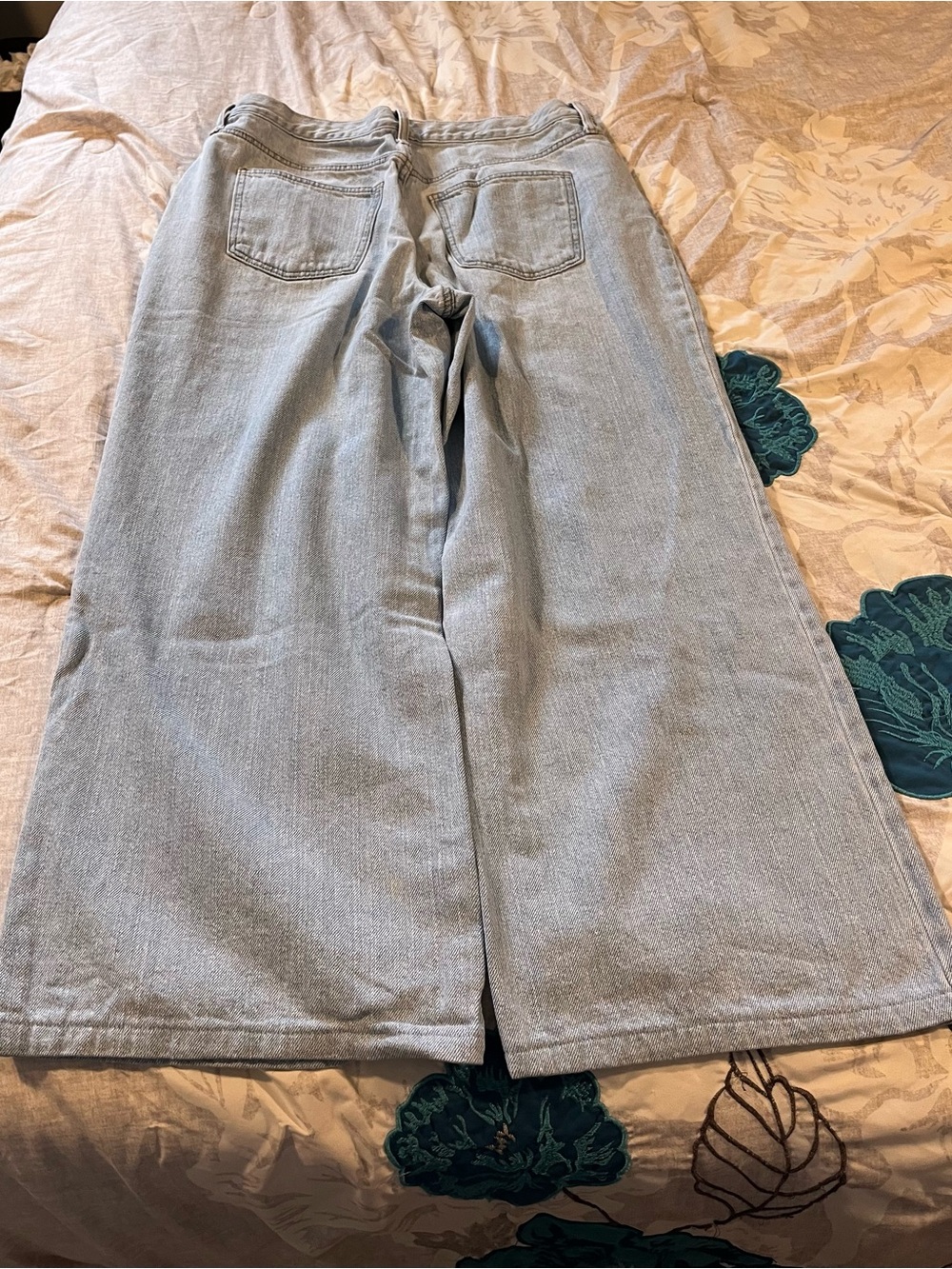 Universal Thread Light Blue Wide-Leg Jeans - Picture 2 of 5